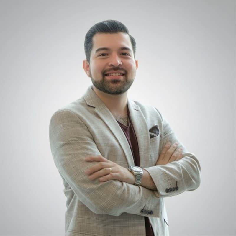 Leonardo Cortez, Director Comercial · Ventas omnicanal